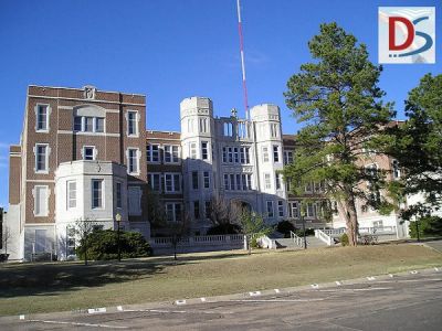 Du học Mỹ - Giới thiệu trường ​Thomas More Prep-Marian Hays, Kansas