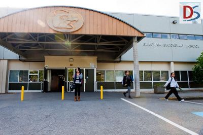 Seaquam Secondary School, trung học Canada