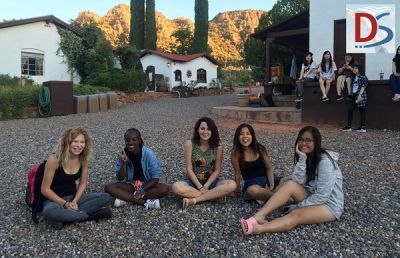 Verde Valley School, Arizona, Trung học Mỹ