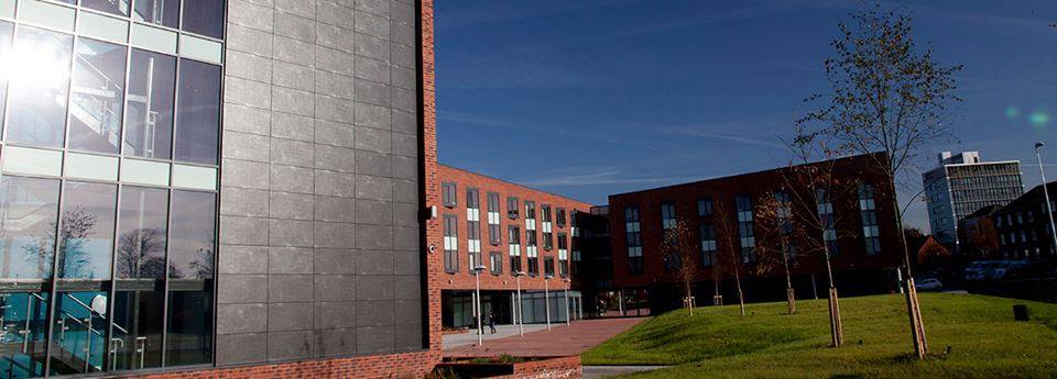 DU HỌC ANH - HỌC BỔNG ĐẠI HỌC LÊN ĐẾN 9.450 GBP (UNIVERSITY OF CHESTER) 