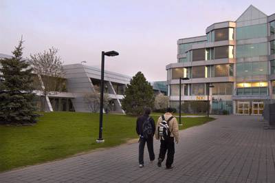 Du học Canada - Ghi danh vào trường Humber College