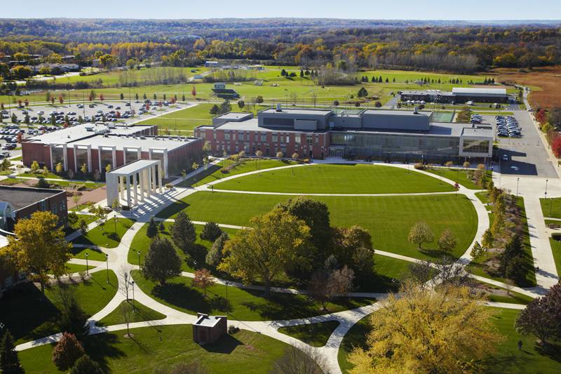 Cơ sở vật chất và lịch học của Moraine Valley College - Du học Mỹ, Illinois