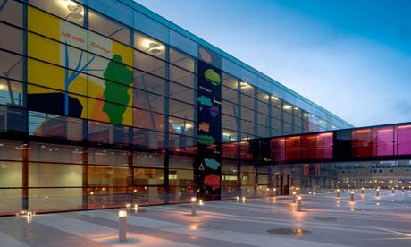 Du học Anh – giới thiệu Queen Mary University of London