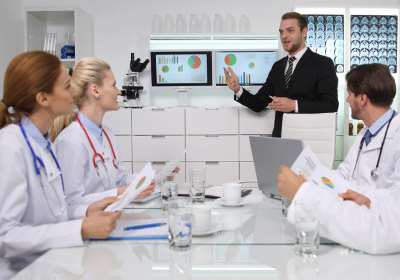 Chứng chỉ IV Quản trị ngành Sức khỏe tại Holmesglen Institute