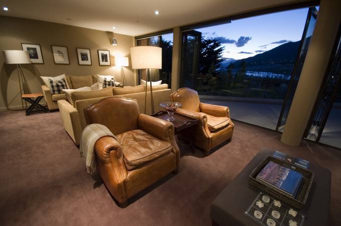 Tourism Management - Queenstown Resort College – Du học New Zealand
