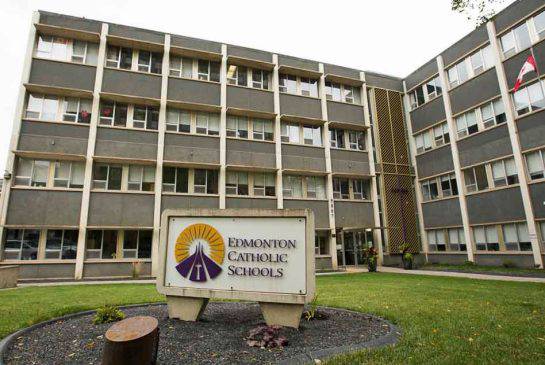 Du học Trung học Canada - Edmonton Catholic Schools, Alberta