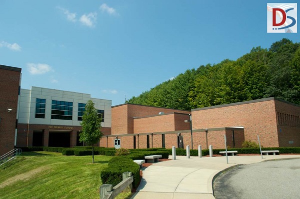 Gilbert School, Connecticut, Trung học Mỹ