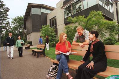 Học bổng và tài trợ làm việc Tân Sinh viên Quốc tế Green River Community College – Du học Mỹ, bang Washington