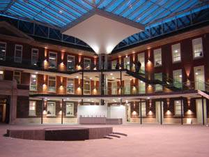 Du học Anh - Tại sao bạn nên lựa chọn Middlesex University?