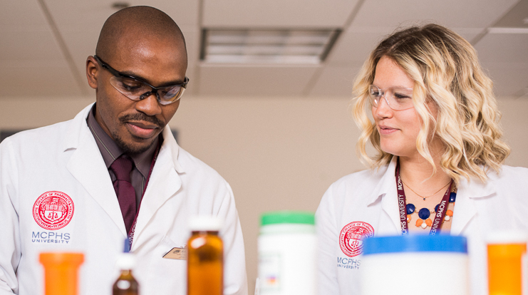Tại sao nên học Chemical and Biological Sciences tại Massachusetts College of Pharmacy and Health Science (MCPHS)? – Tư Vấn Du Học Mỹ