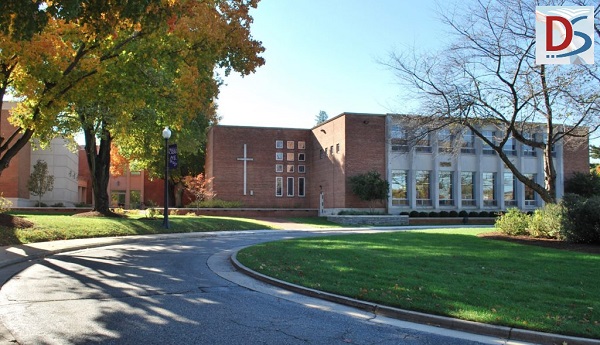 The Academy of Holy Cross, Maryland, Trung học Mỹ