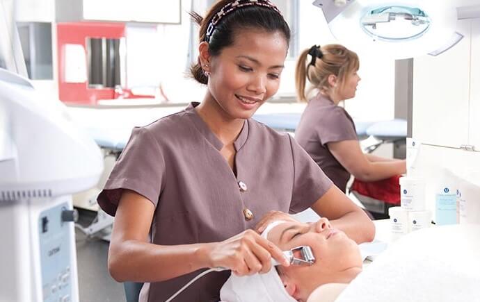 Văn bằng Liệu pháp làm đẹp (Beauty Therapy) tại Tafe Queensland