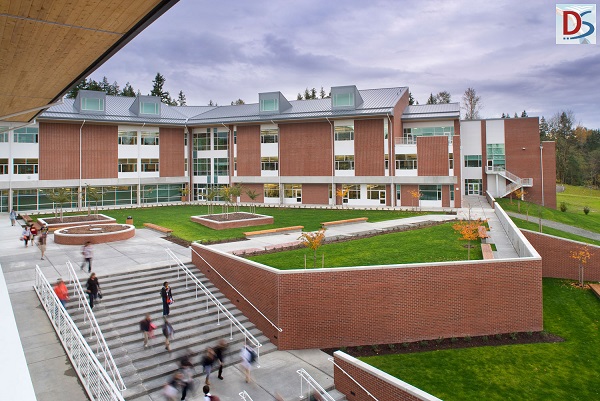 Eastside Catholic School_3