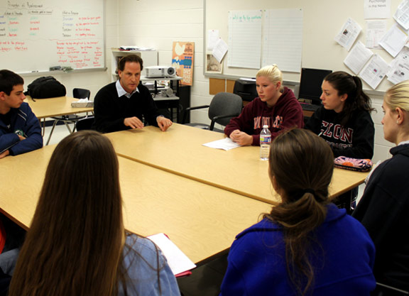 Trung học Mỹ Hampton Roads Academy