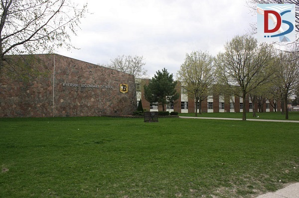 Riverside Secondary_3